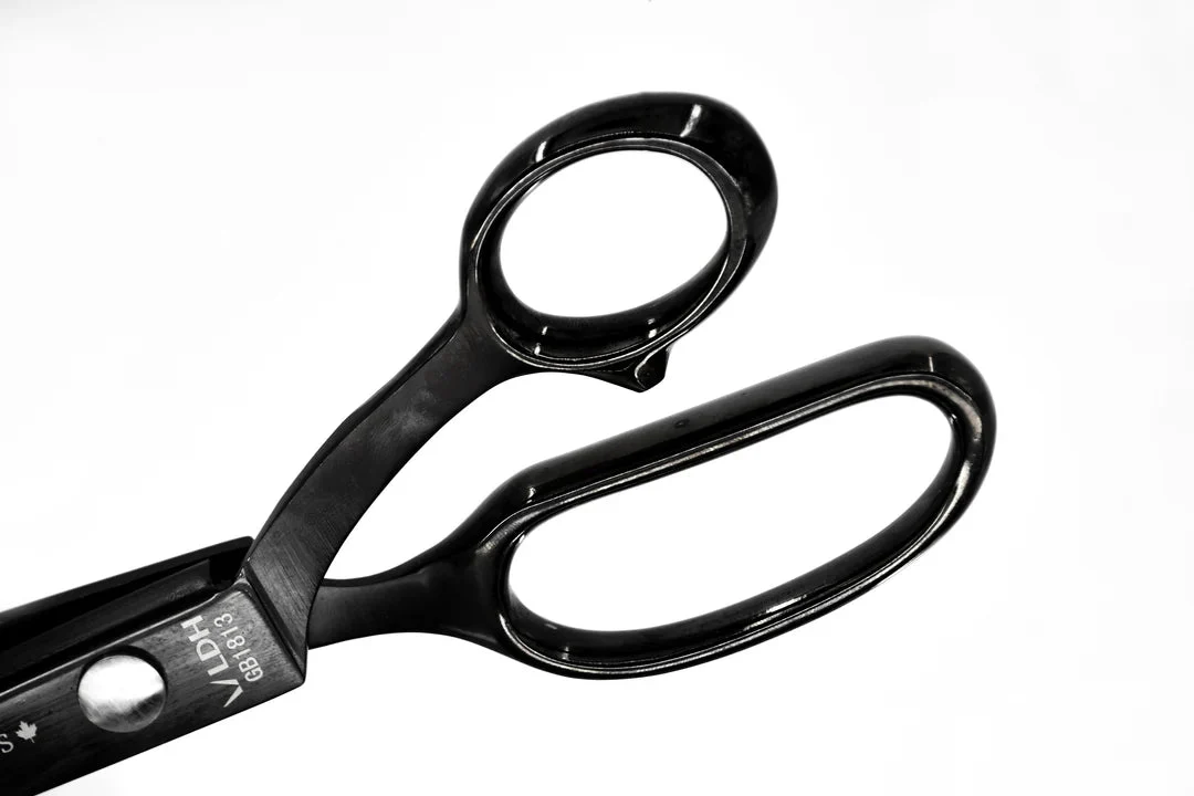 8" Midnight Edition Pinking Shears - LDH Scissors - Image 3