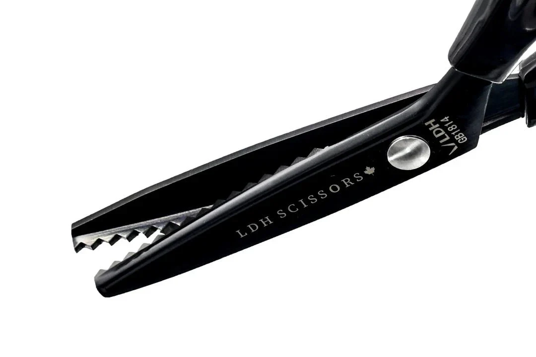 9" Lightweight Pinking Shears - LDH Scissors - Image 4