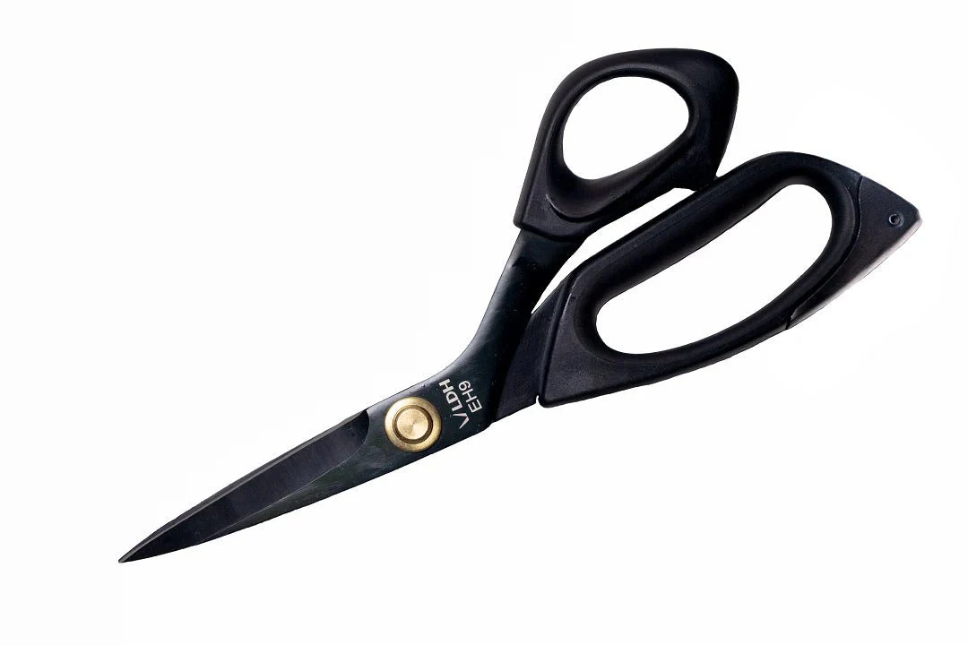 9" Midnight Edition Ergonomic Scissors - LDH Scissors