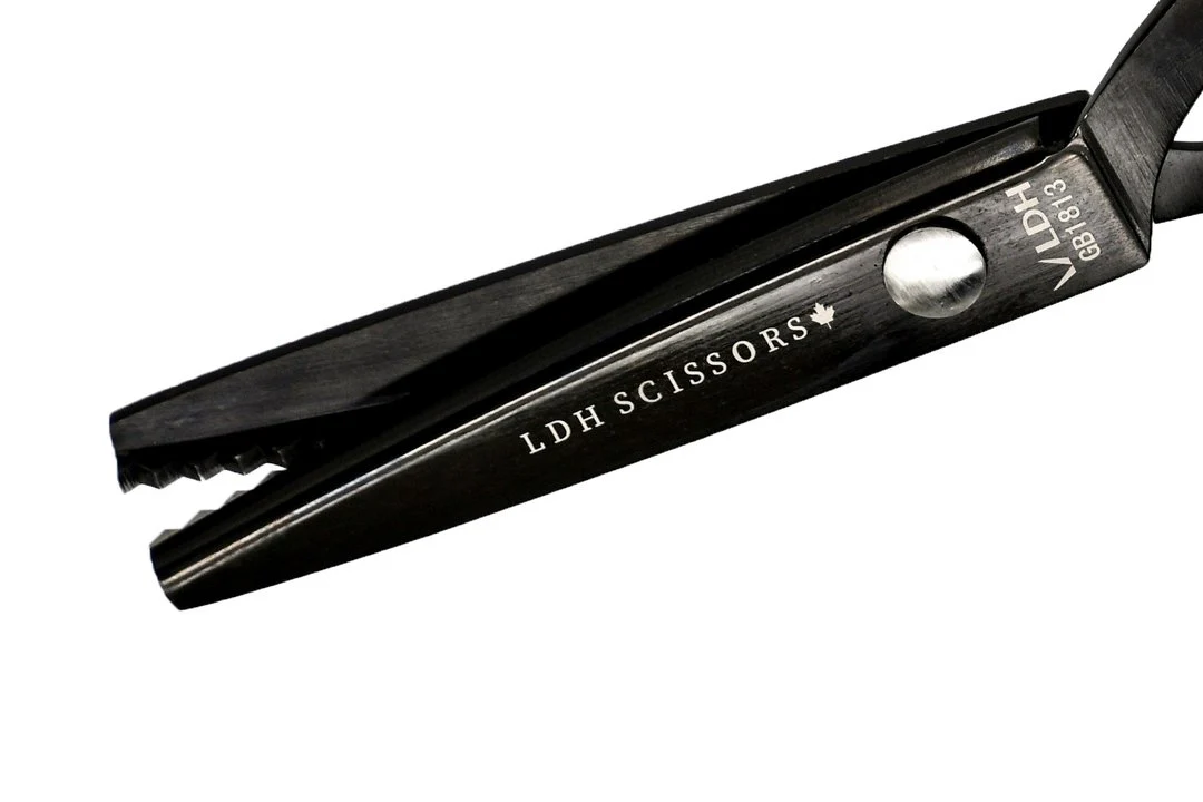 9" Midnight Edition Pinking Shears - Painted Handle - LDH Scissors - Image 2