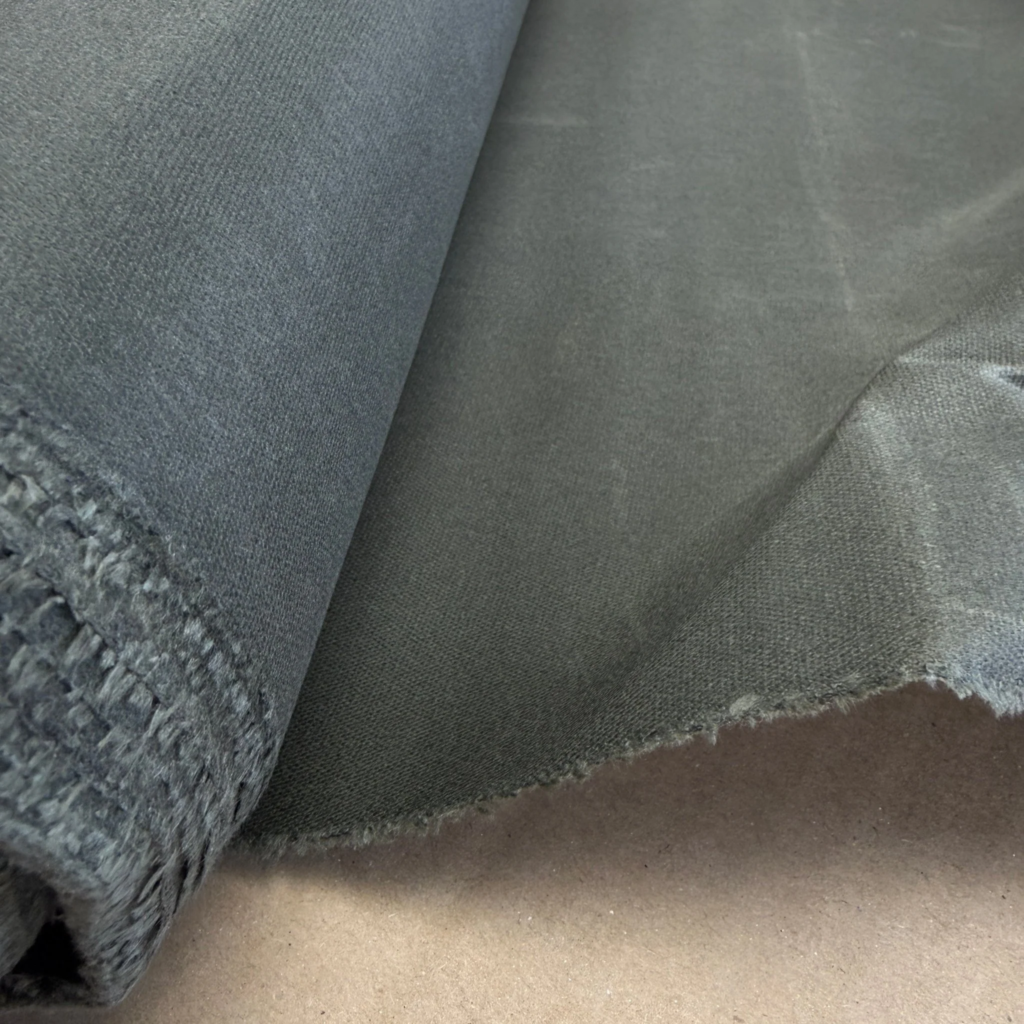 Bees Waxed 100% Cotton Canvas 10 oz - Army Olive