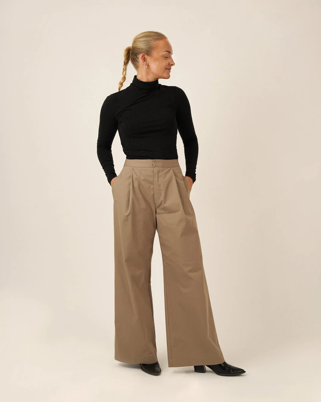 Bermuda Pants & Shorts Womens Paper Pattern - Wardrobe by Me - Image 5