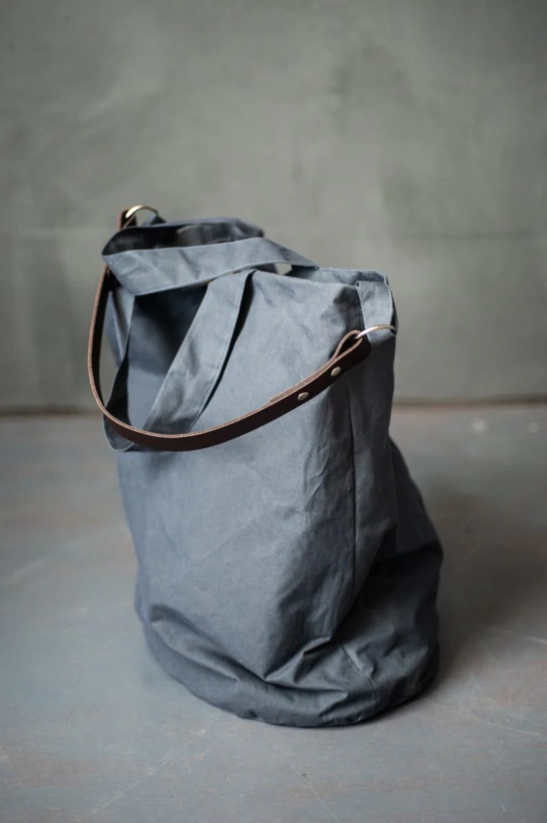 British Organic Cotton Dry Oilskin 7.2oz - Urban Grey - Merchant & Mills - Image 4