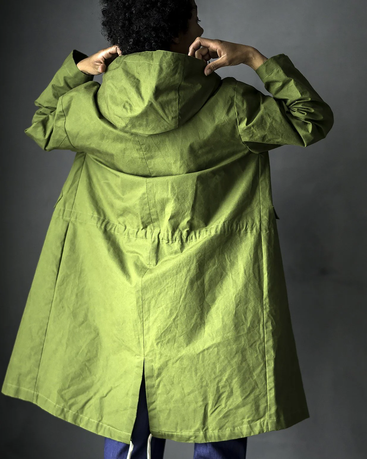 British Organic Cotton Dry Oilskin 7.2oz - Meadow Grass - Merchant & Mills - Image 2