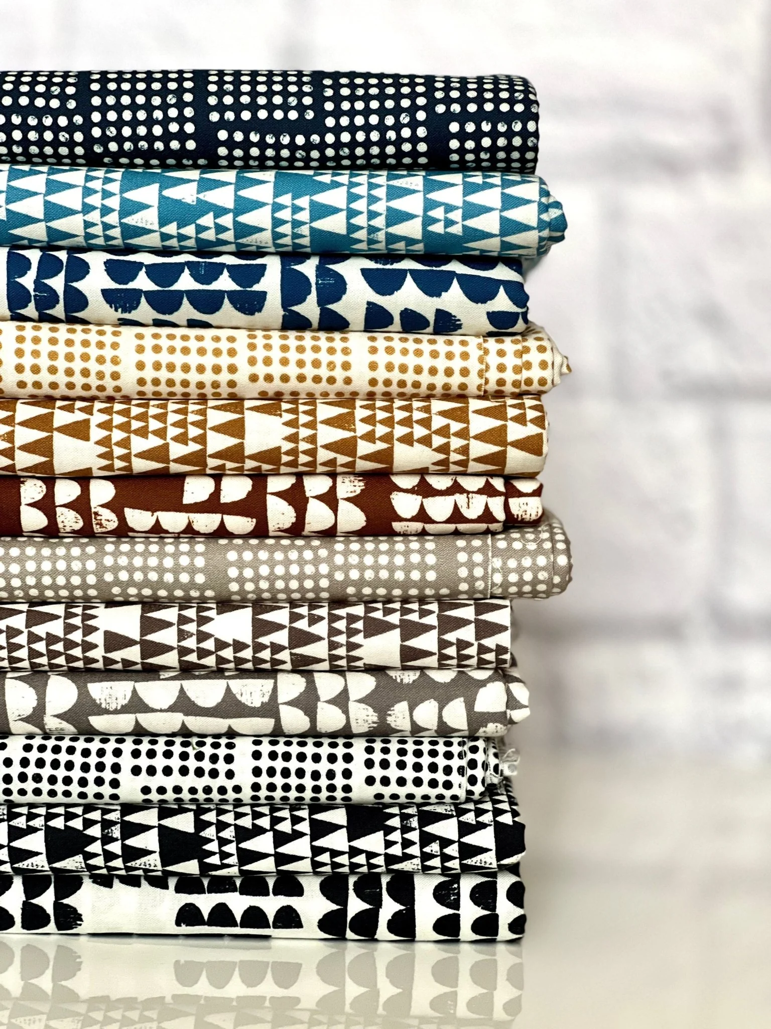 Domino - Gold - Imprint - Eloise Renouf - Cloud 9 Fabrics - Poplin - Image 9