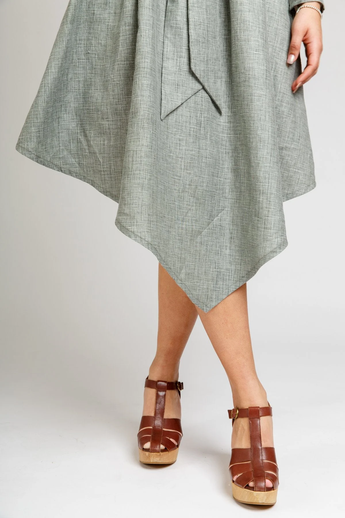 Floreat Dress and Top - Megan Nielsen Patterns - Sewing Pattern - Image 4