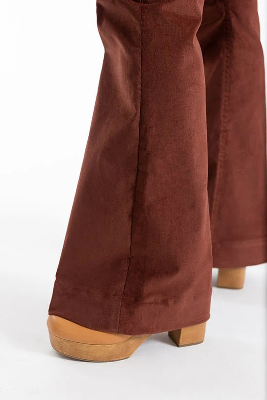 Isle High-Waisted Stretch Denim Pattern - Chalk + Notch - Image 10