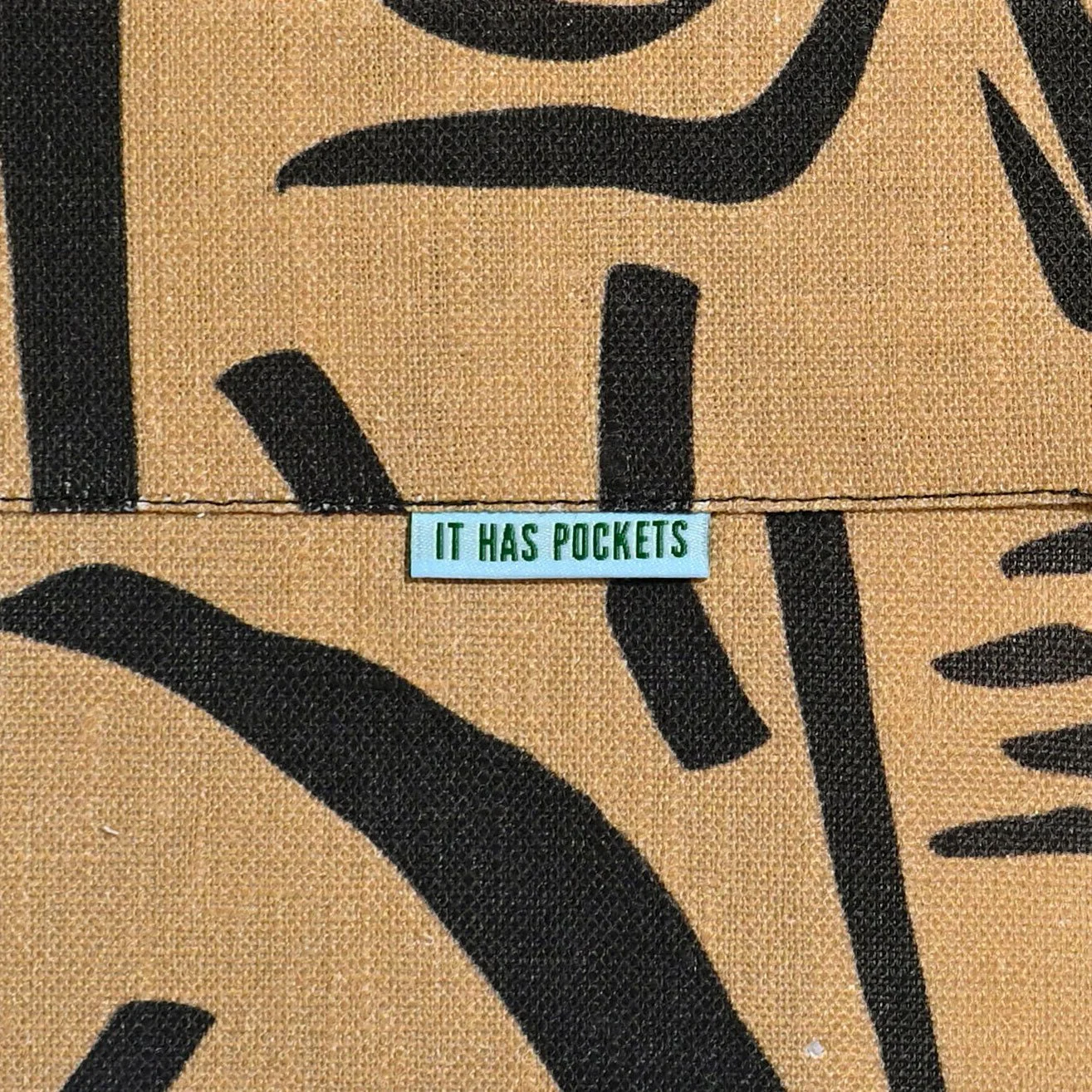 "IT HAS POCKETS" V.2 Woven Multipack Label Pack - Kylie And The Machine - Image 5