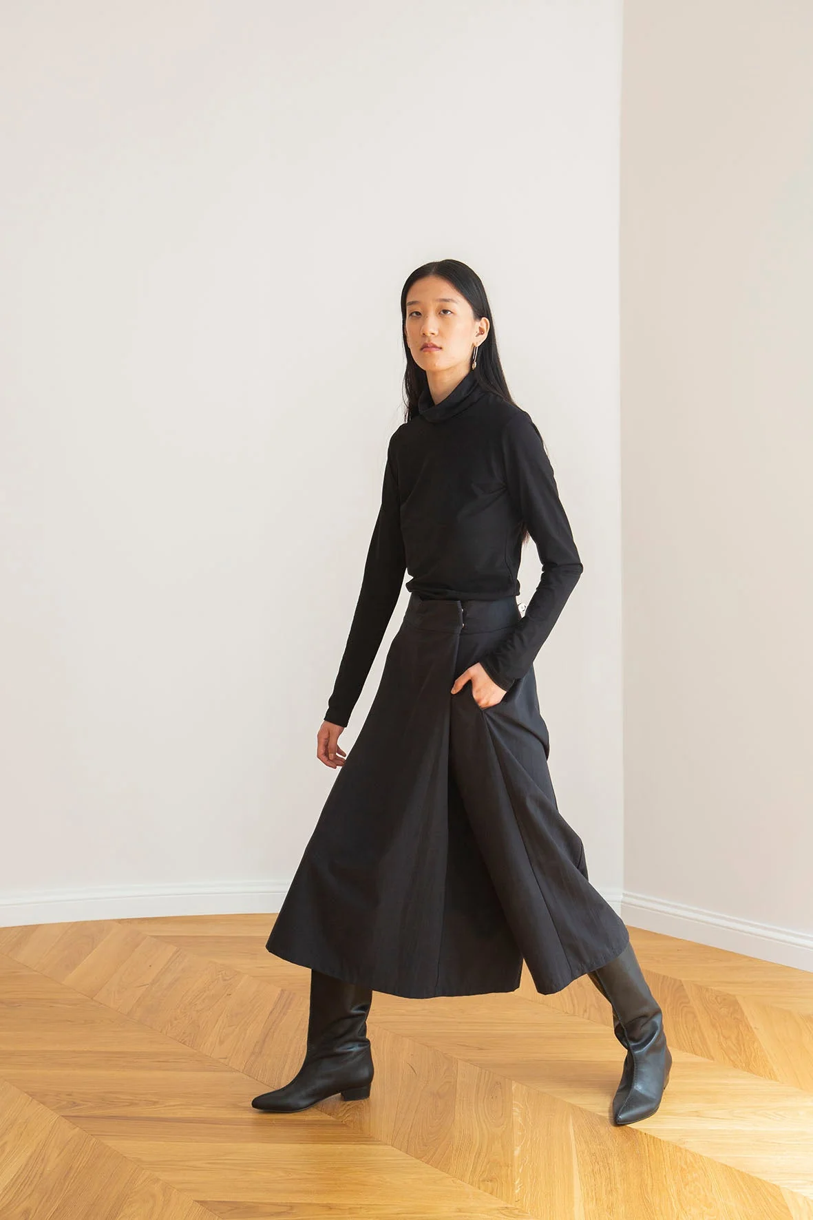 LUCE Trousers by Kaisa Rissanen PDF Sewing Pattern - TAUKO - Image 3