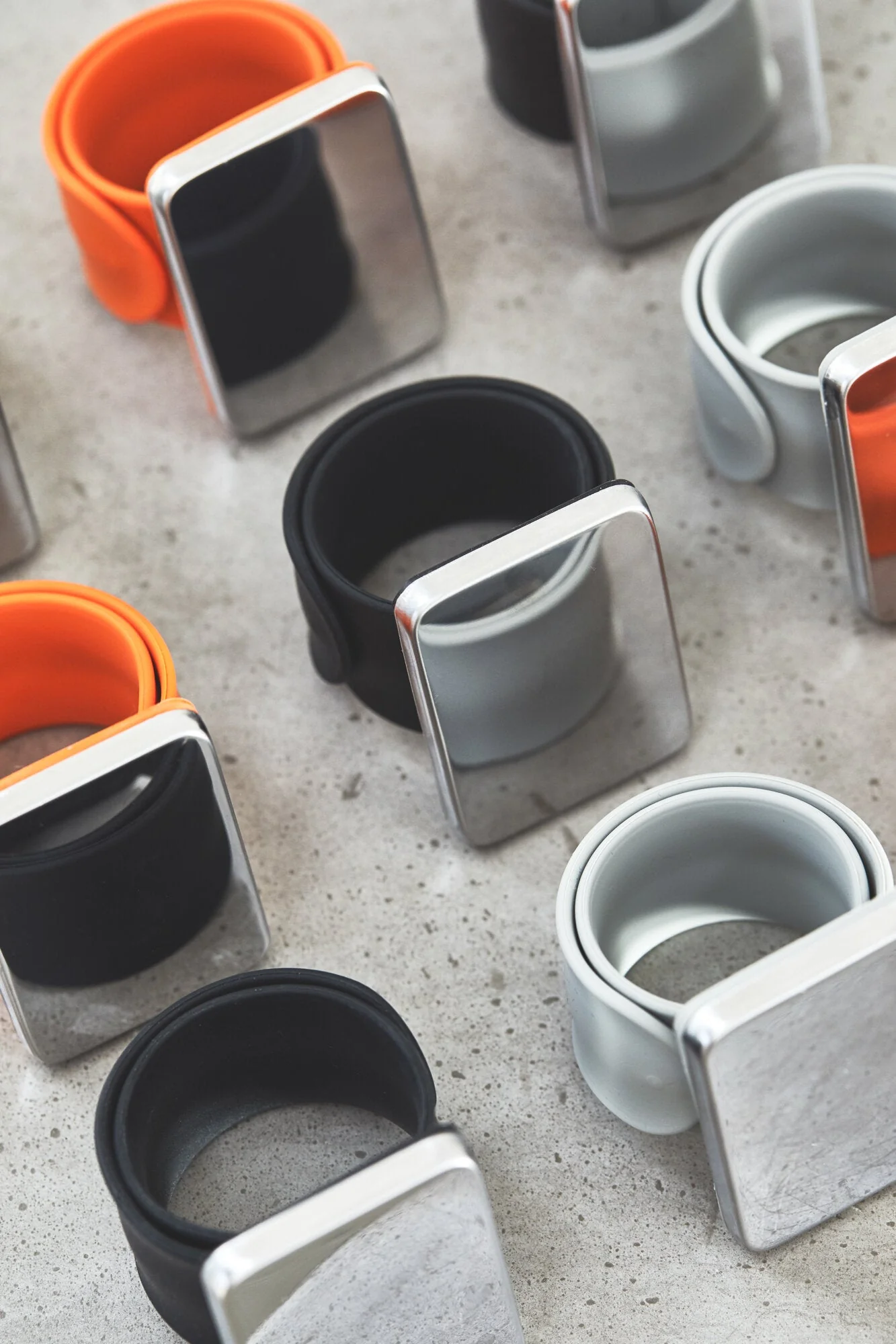 Magnetic Pin Holder Bracelet (various colors) - Sewply - Image 7