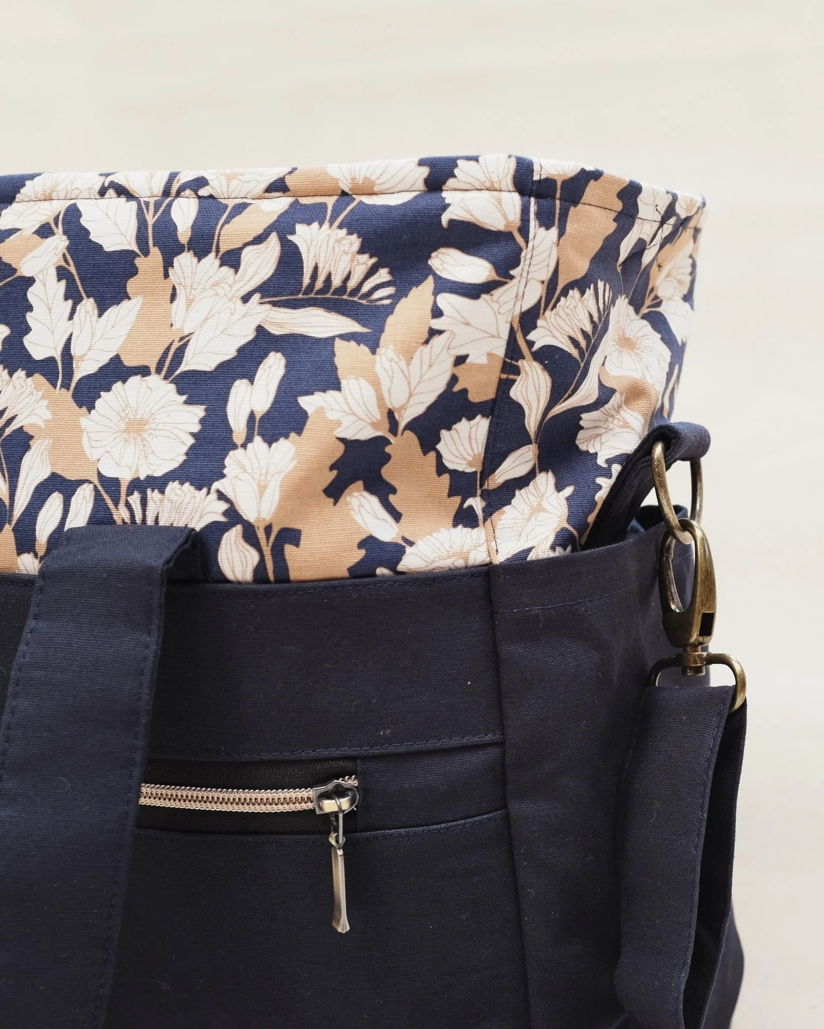 Qualicum Bag PDF Sewing Pattern - Thread Theory - Image 3