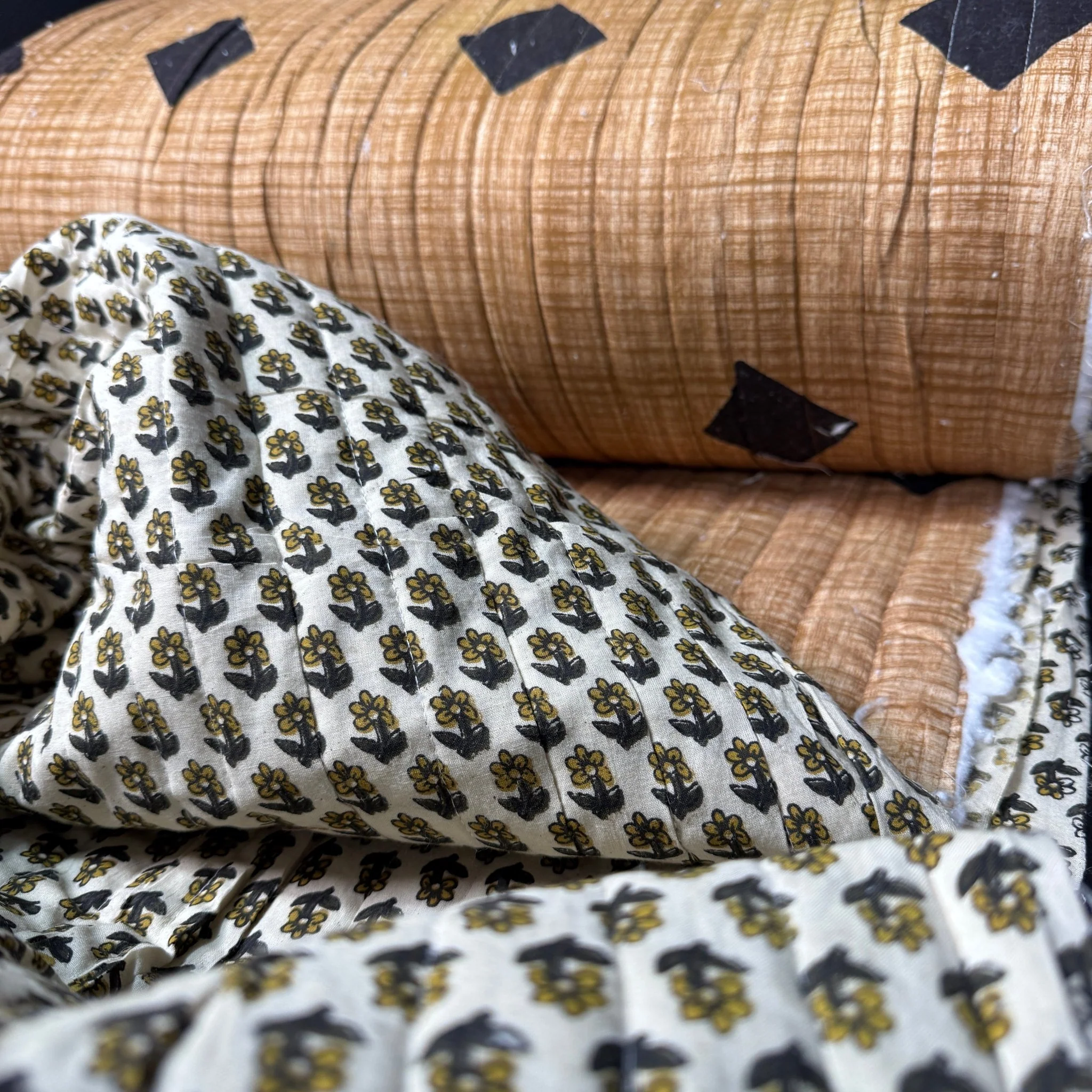 Nomad Diamond + Tiny Folk Flower - Quilted Bagru Indian Cotton Block Print (Reversible) - Image 2