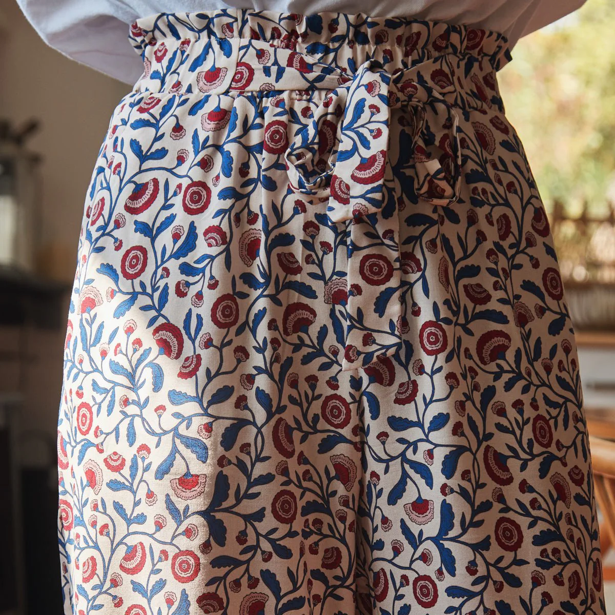 Singapour Trousers & Shorts Sewing Pattern - Ladies 32/52 - Ikatee - Image 4
