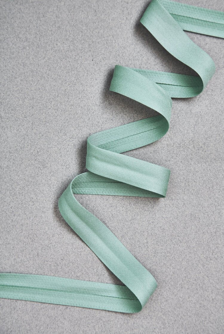 Solid Bias Tape - 18 mm - Mind The Maker - 14 Colors (Sold Per Meter) - Image 4
