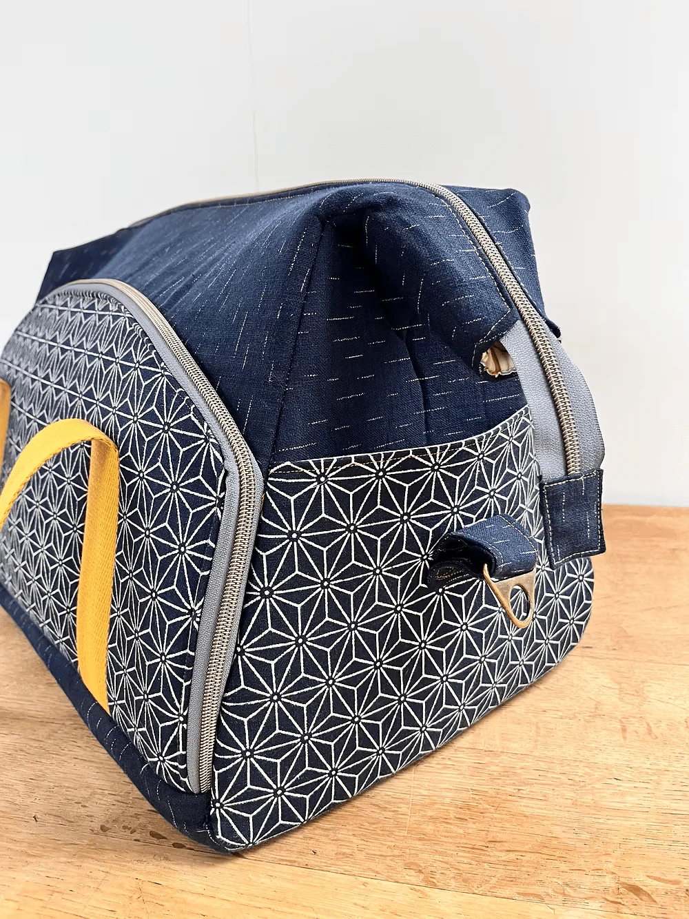 Somerley Tote Paper Pattern  - Two Stitches Patterns - Image 2