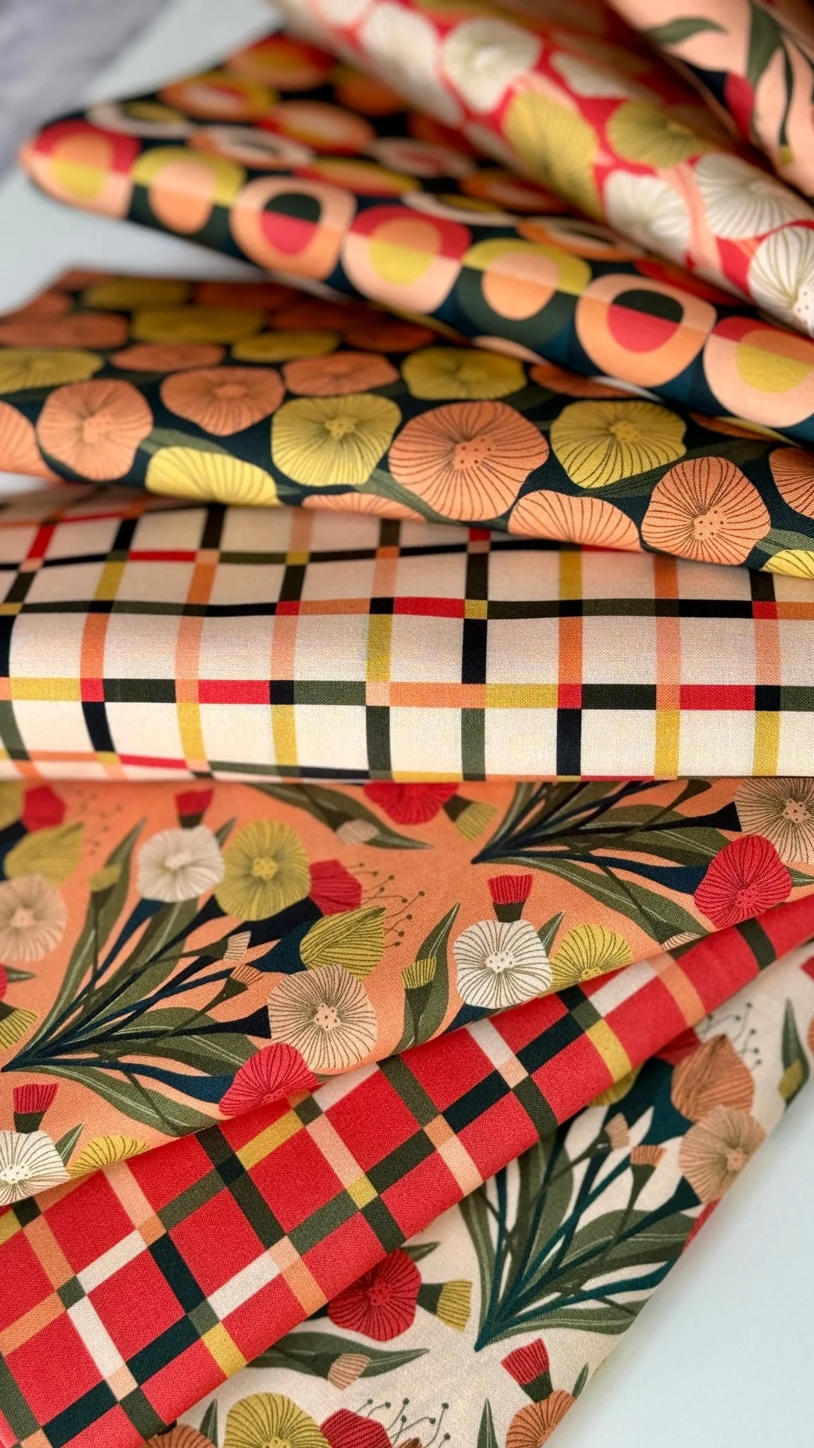Stalks - Poppy Fields - MK Surface - Cloud 9 Fabrics - Poplin - Image 5