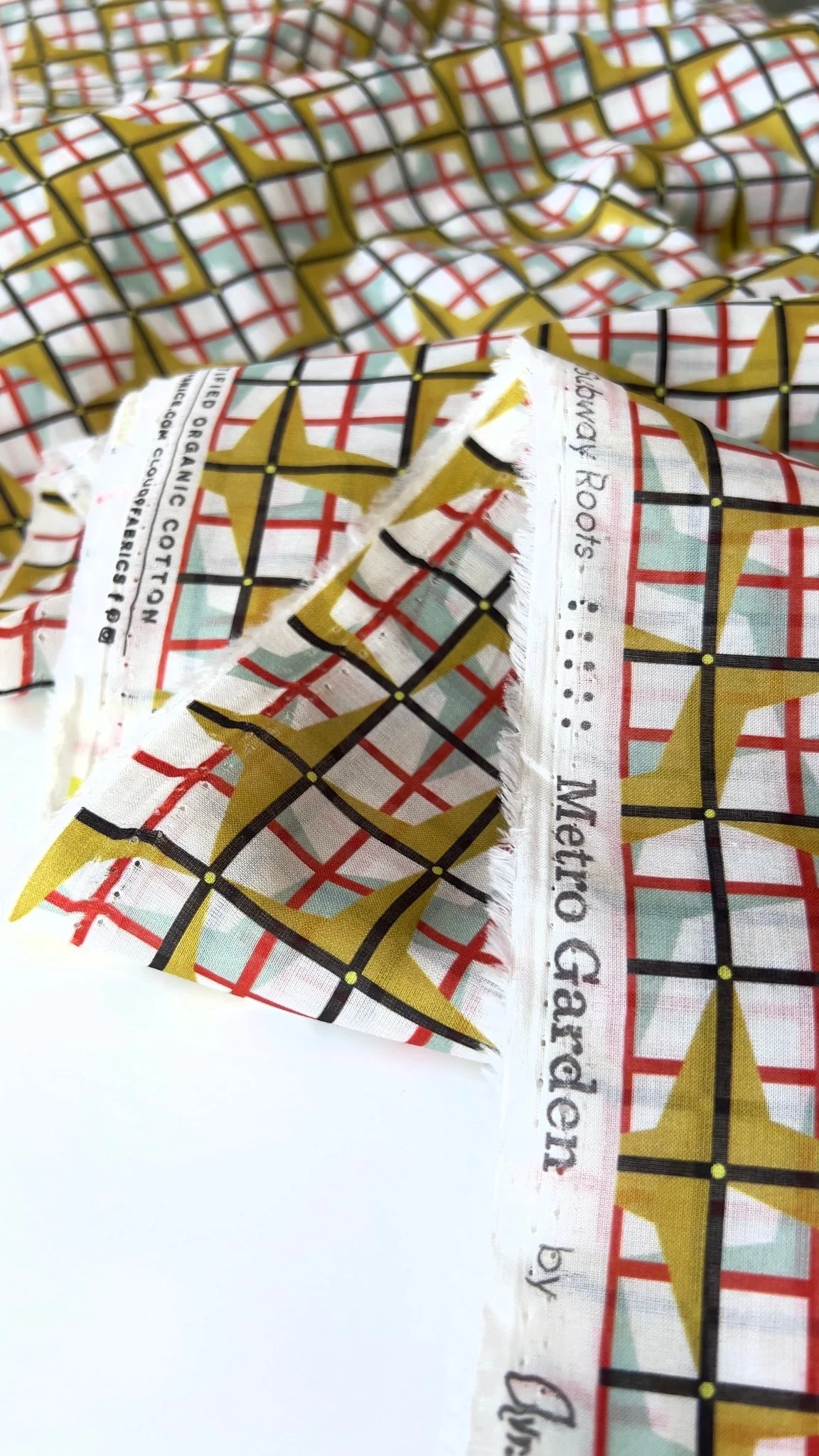 Subway Roots - Metro Garden by Avril Loreti - Cloud 9 Fabrics - Batiste - Image 2
