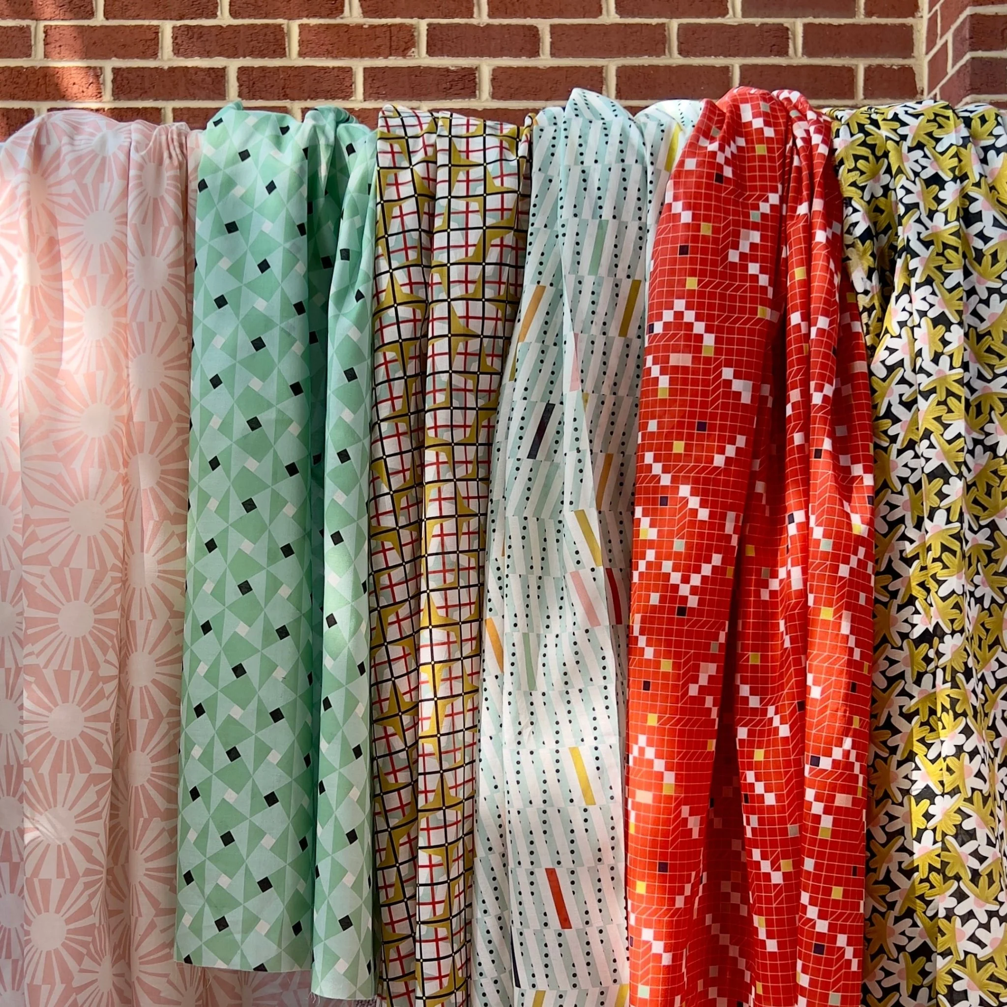 Subway Roots - Metro Garden by Avril Loreti - Cloud 9 Fabrics - Batiste - Image 5
