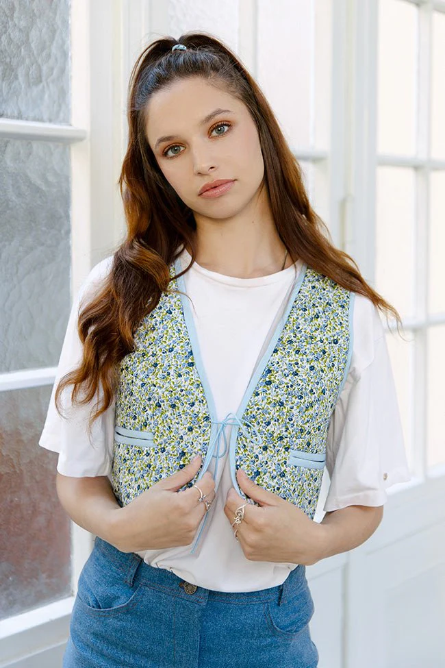 The Emily Reversible Quilted Vest - Paper Sewing Pattern - Juliana Martejevs - Image 2