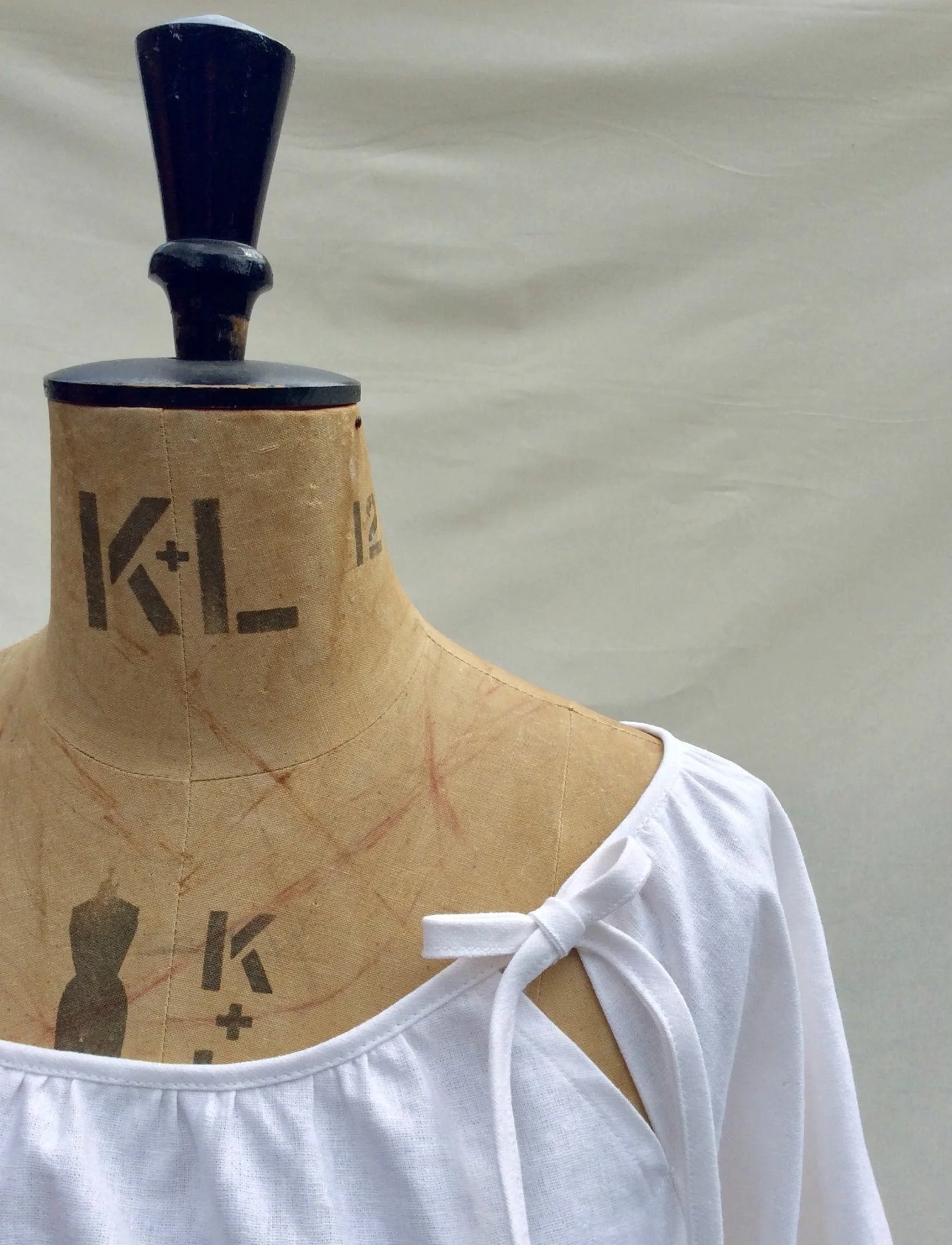 The Wendy Smock Paper Sewing Pattern - Maven Sewing Patterns - Image 4