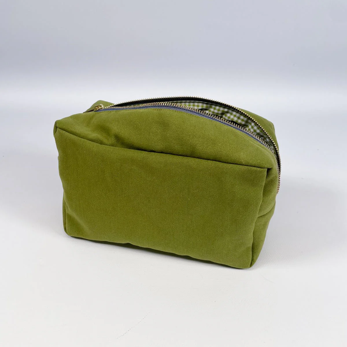 Voyage Travel Bag & Vanity Case Sewing Pattern - Ikatee - Image 6